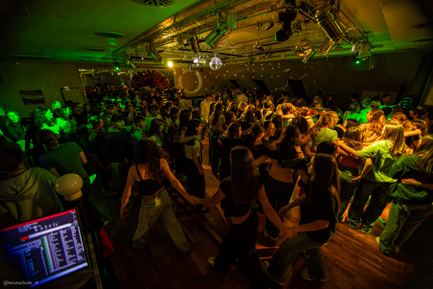 20240420 Huckepack Tanzparty 3363